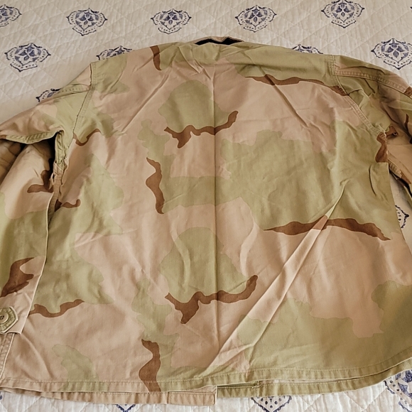 Desert Camouflaged BDU Sz L R Circa 1990 - Picture 6 of 6